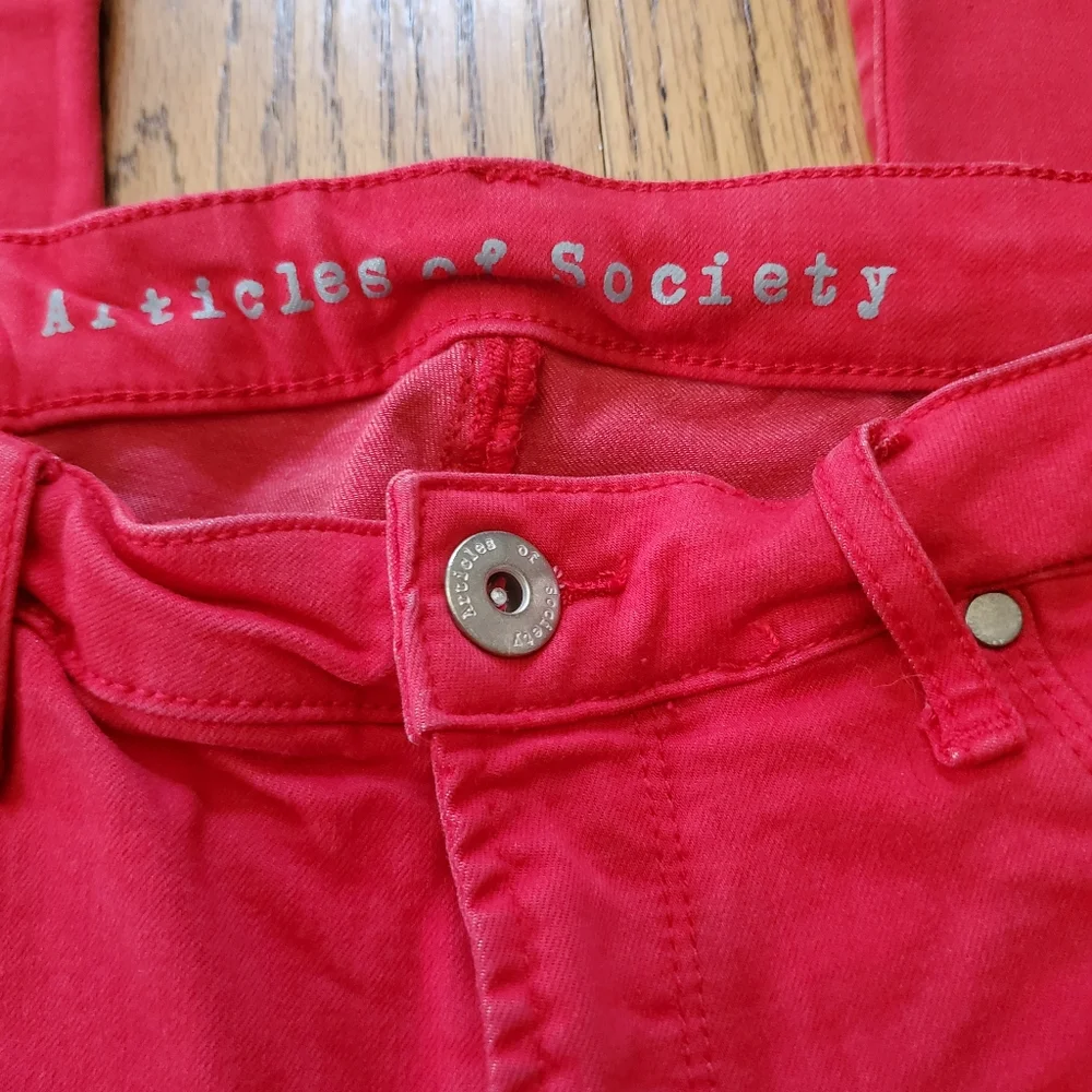 Articles of Society size 27 red skinny jeans with stretch. - Picture 4 of 5